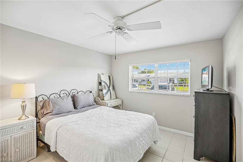 1514 Edgewater CIR 3A-18