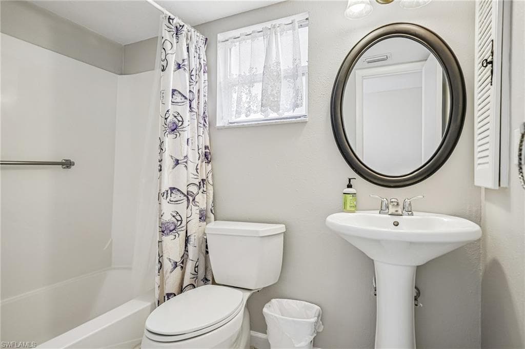 1514 Edgewater CIR 3A-28