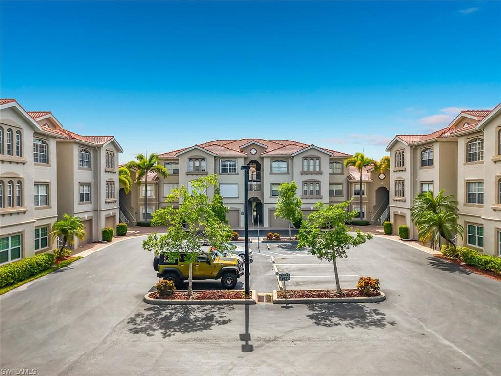 15625 Ocean Walk CIR 206-33