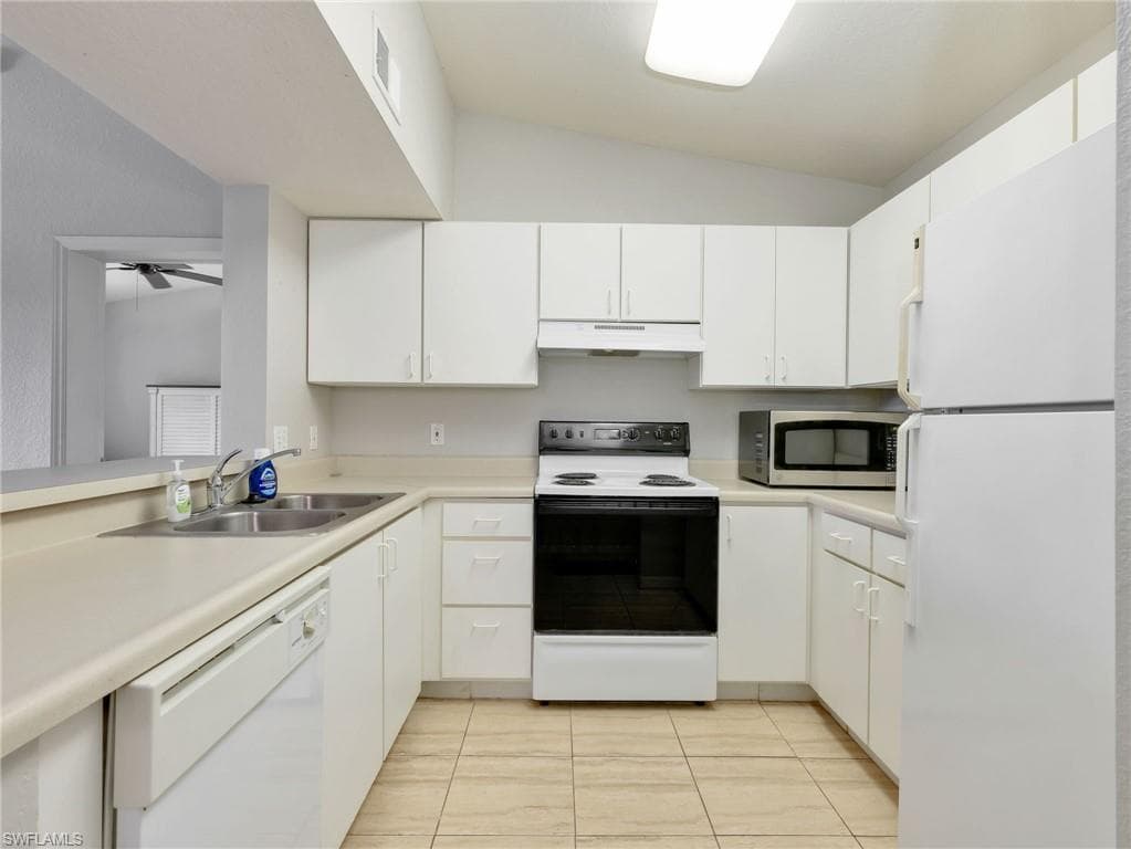 8284 Key Royal CIR 1331-5