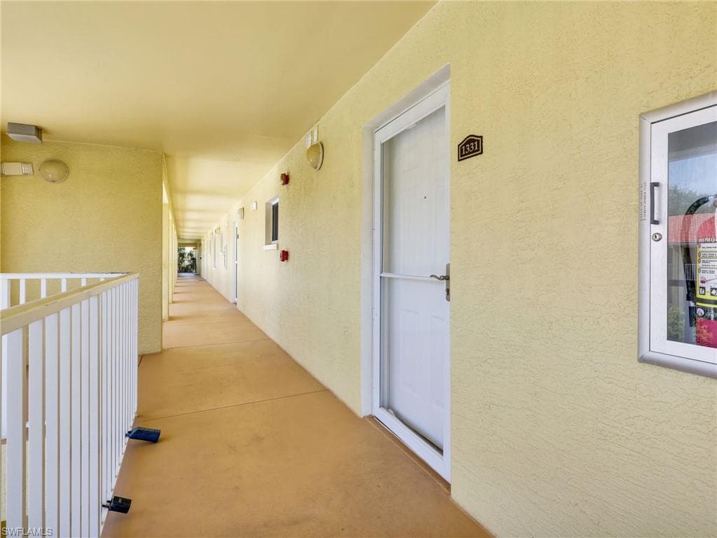 8284 Key Royal CIR 1331-3