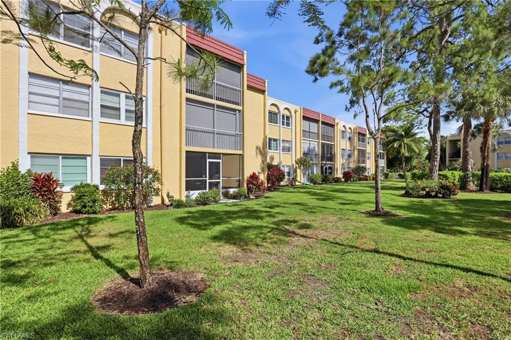 1086 Forest Lakes DR 106-34