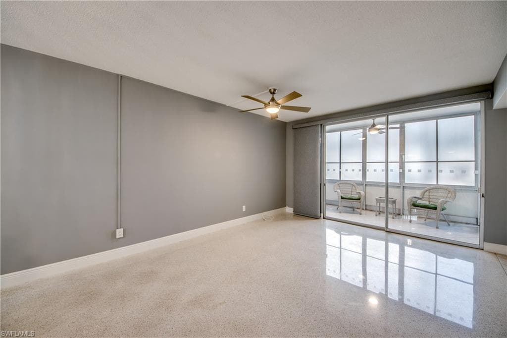 4202 SE 4th PL 3-11