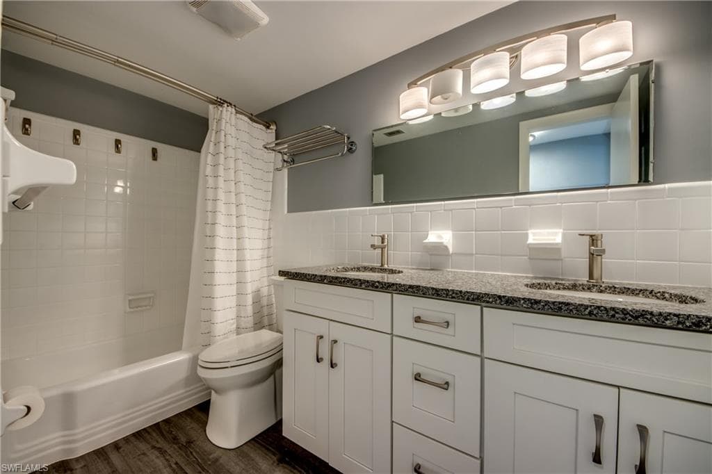 4202 SE 4th PL 3-35