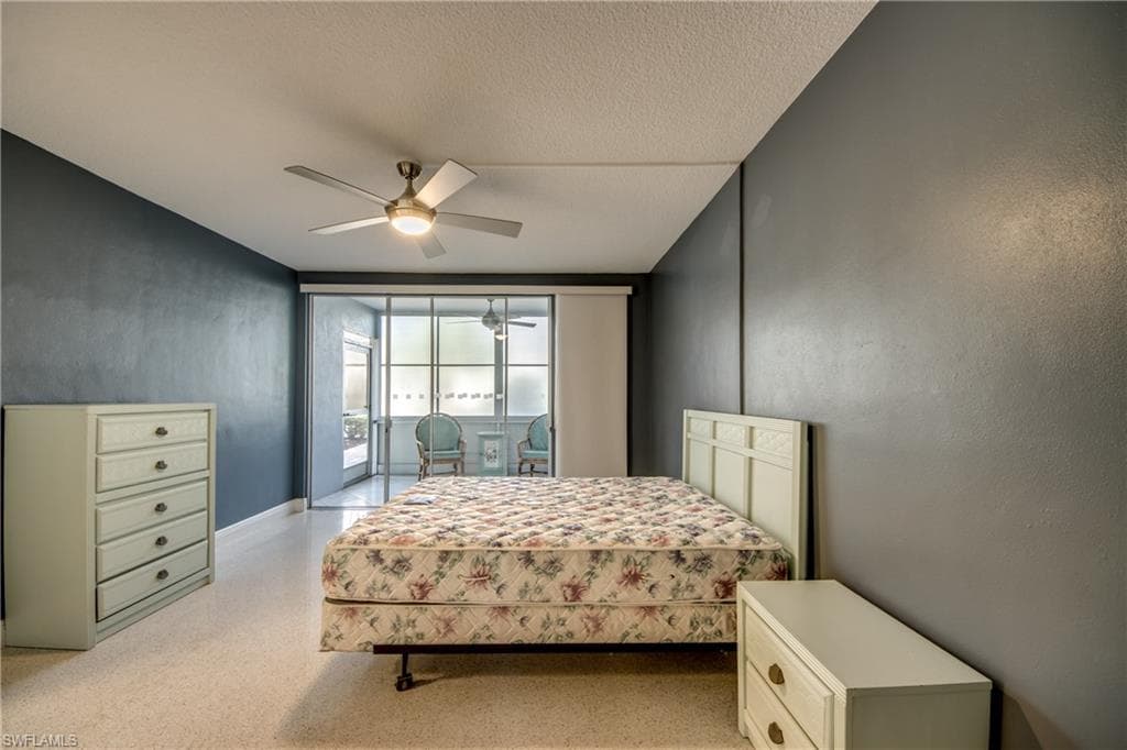 4202 SE 4th PL 3-23