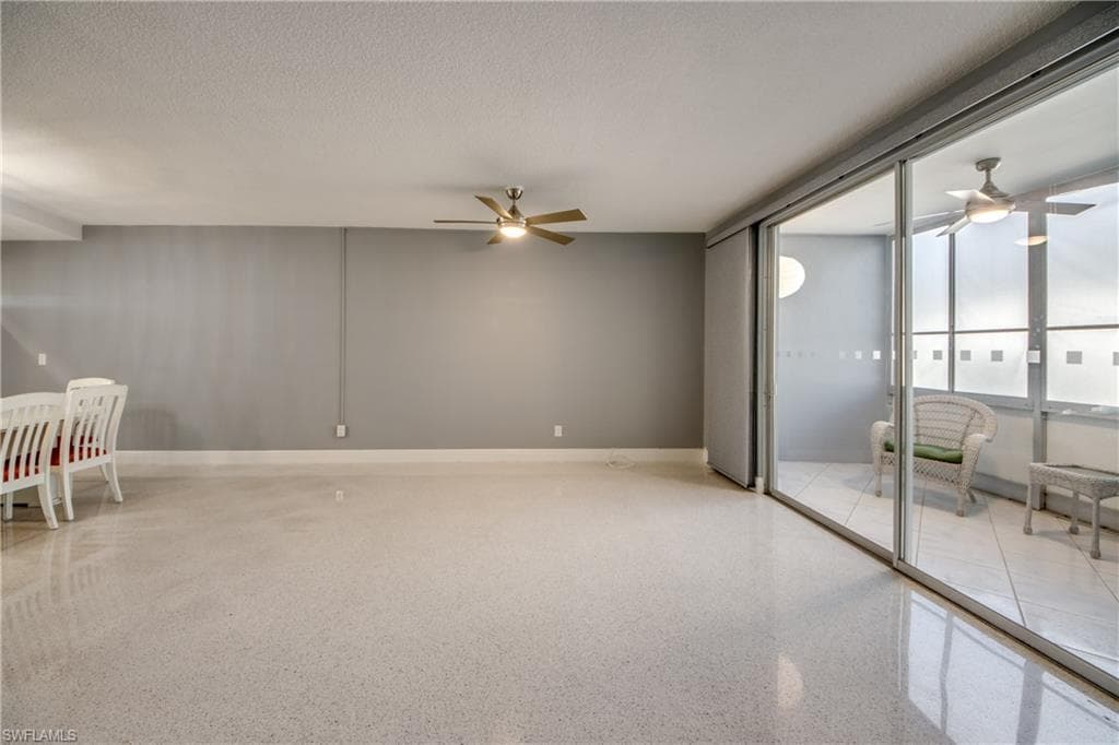 4202 SE 4th PL 3-13