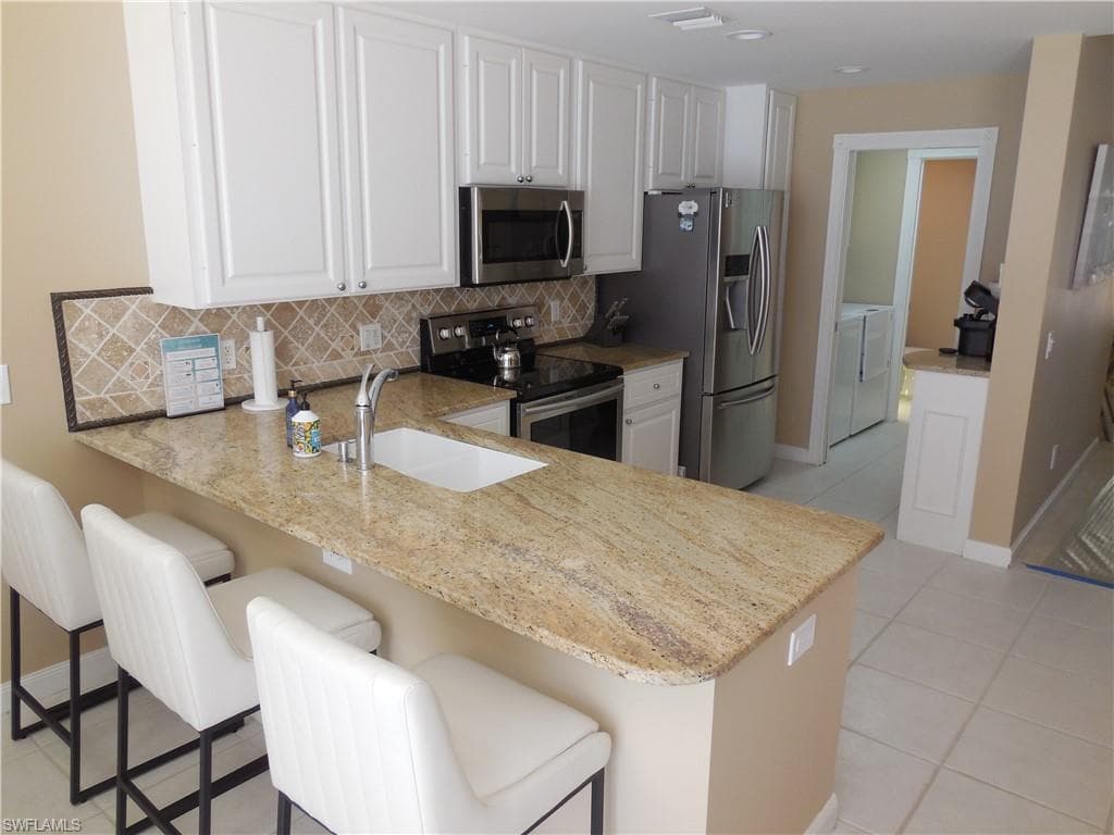 6069 Islandwalk BLVD-3