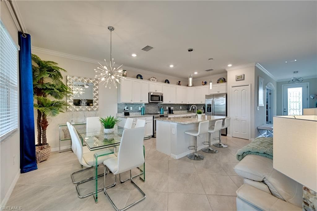 3697 Hampton CIR-16