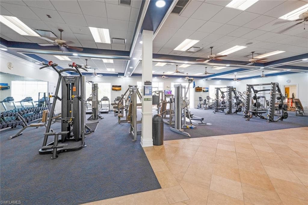 3697 Hampton CIR-44