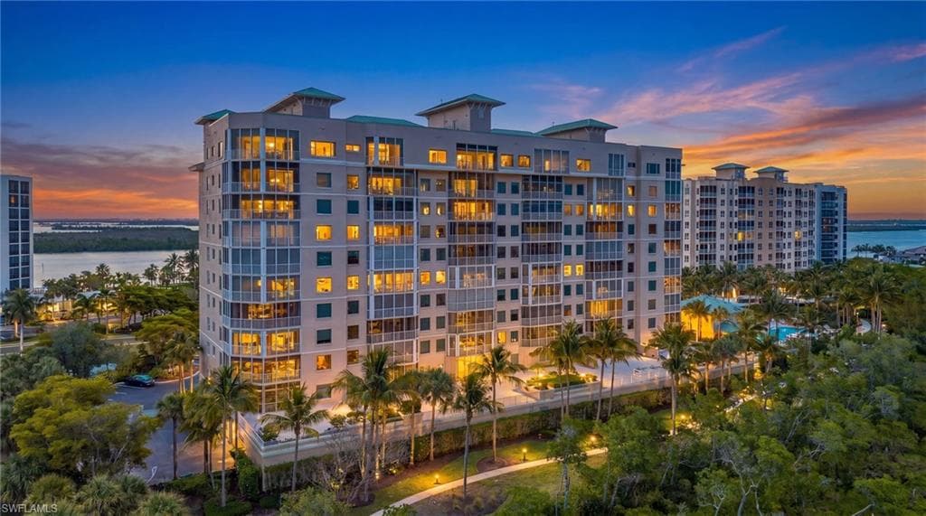 4192 Bay Beach LN 8105-39