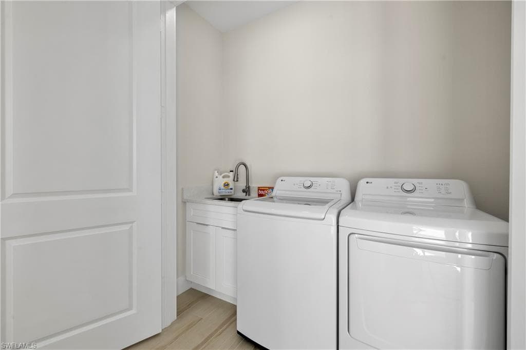 2533 Storter AVE-35