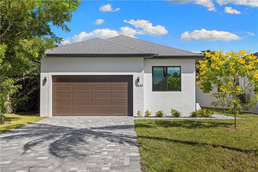 2533 Storter AVE-44