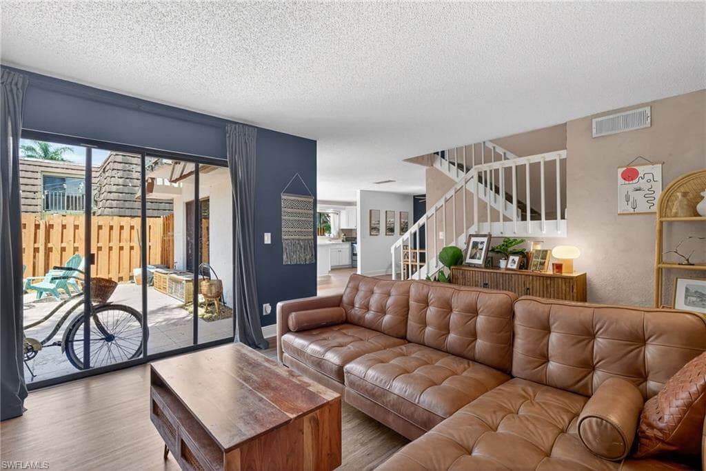 1466 Park Shore CIR 3-12
