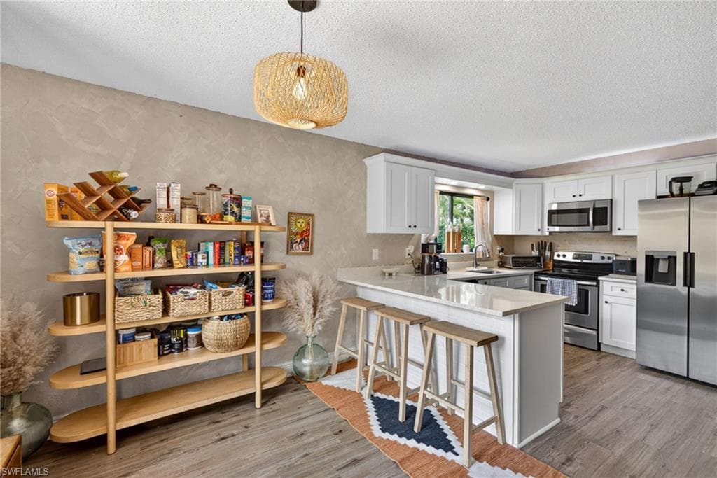 1466 Park Shore CIR 3-4