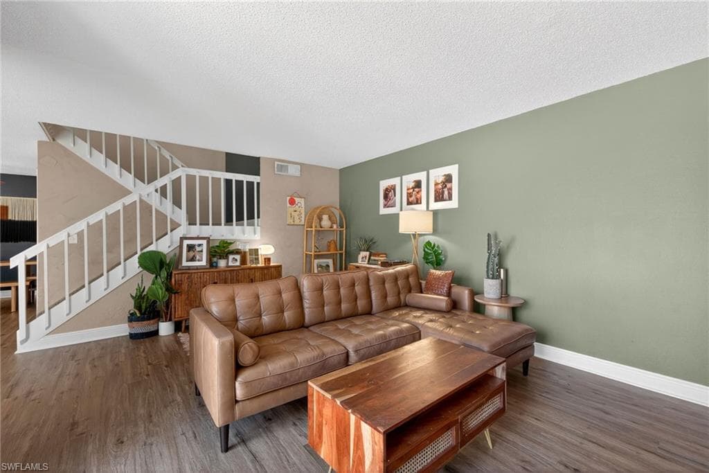 1466 Park Shore CIR 3-14