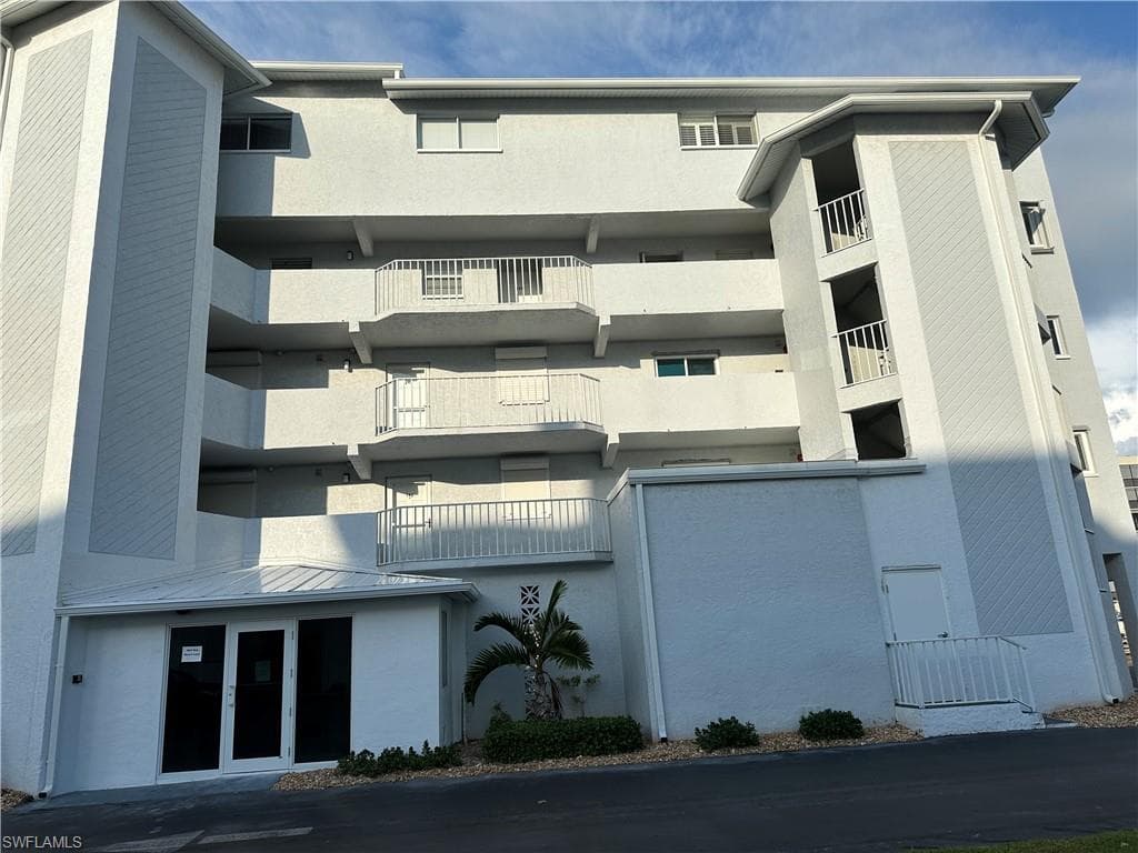 4541 Bay Beach LN 341-4