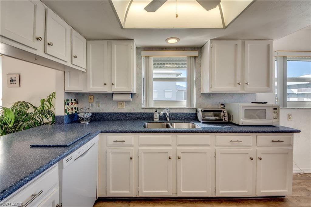 4541 Bay Beach LN 341-13
