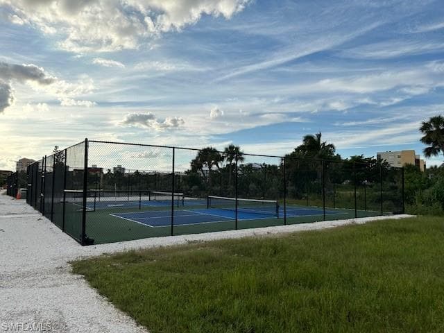 4541 Bay Beach LN 341-18