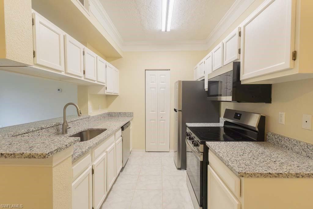 11521 Villa Grand 911-4
