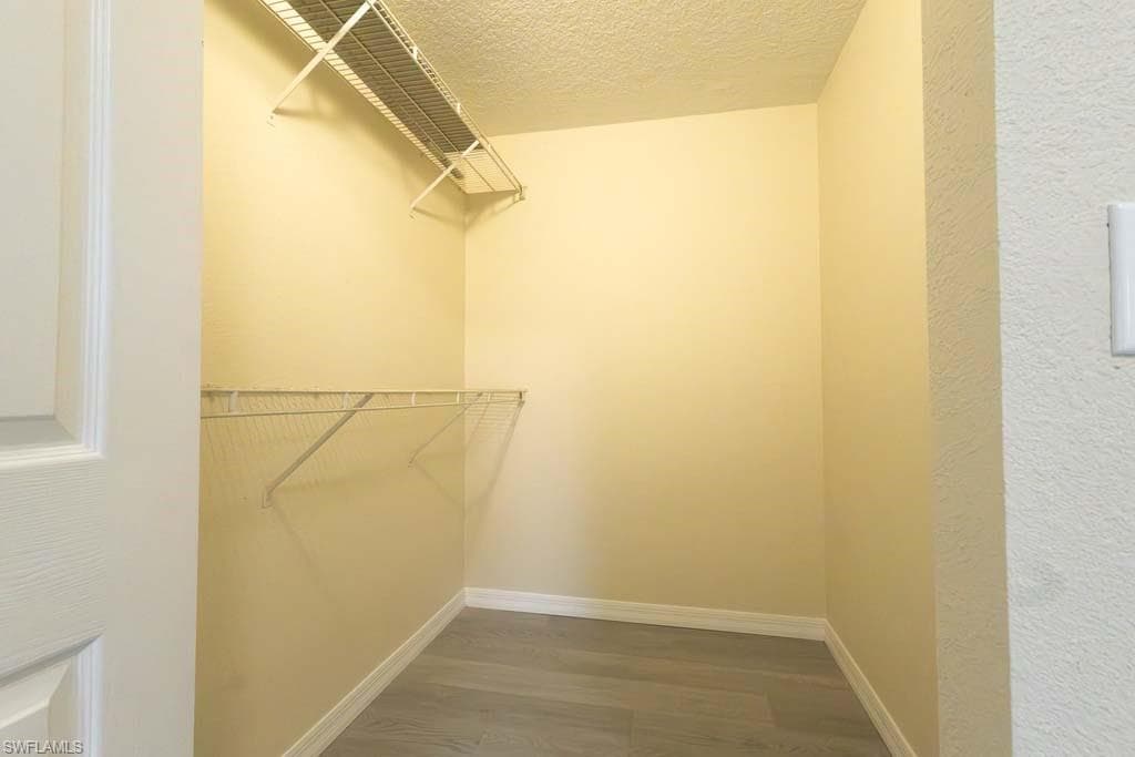 11521 Villa Grand 911-18