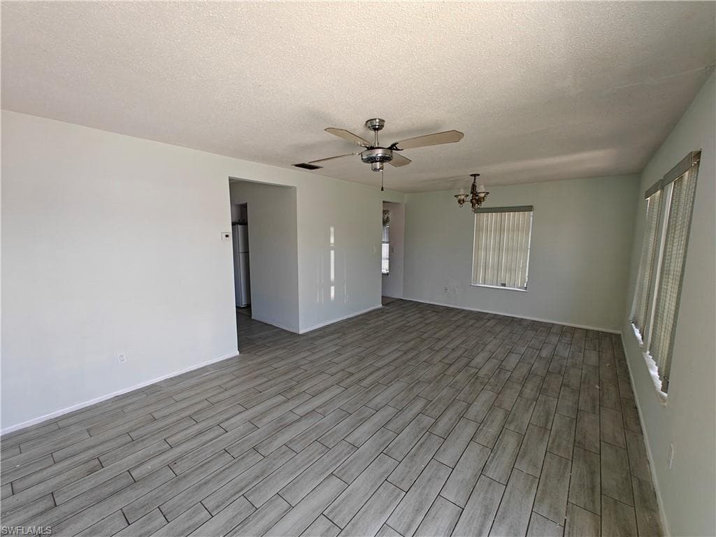 26 Temple CT-4