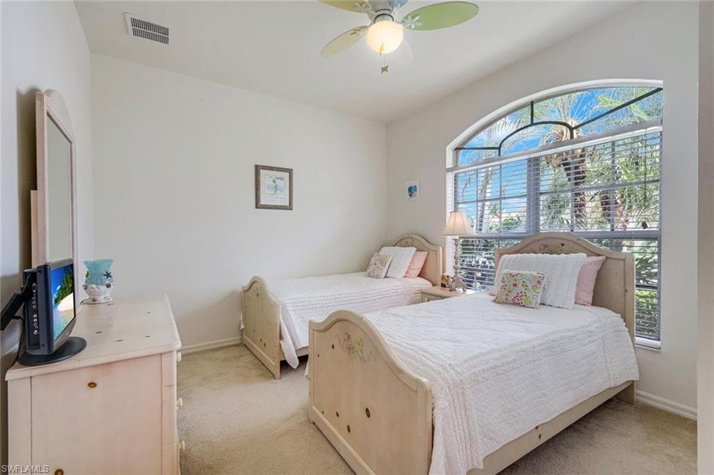 15076 BALMORAL LOOP-22