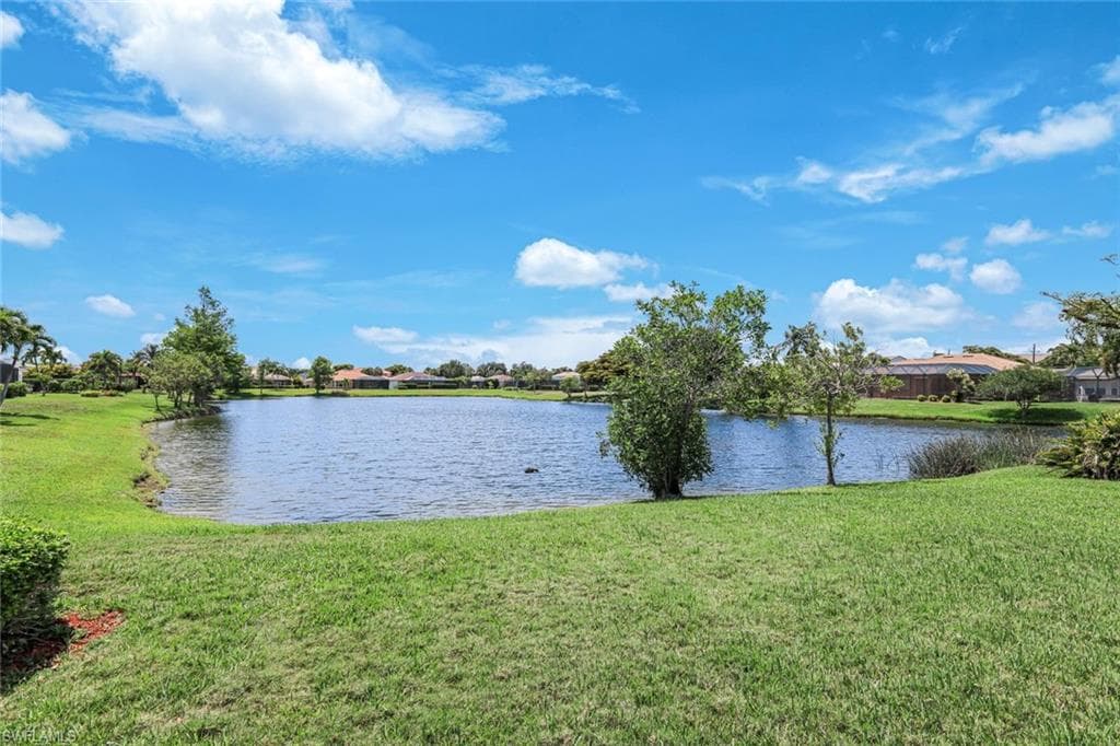15076 BALMORAL LOOP-41