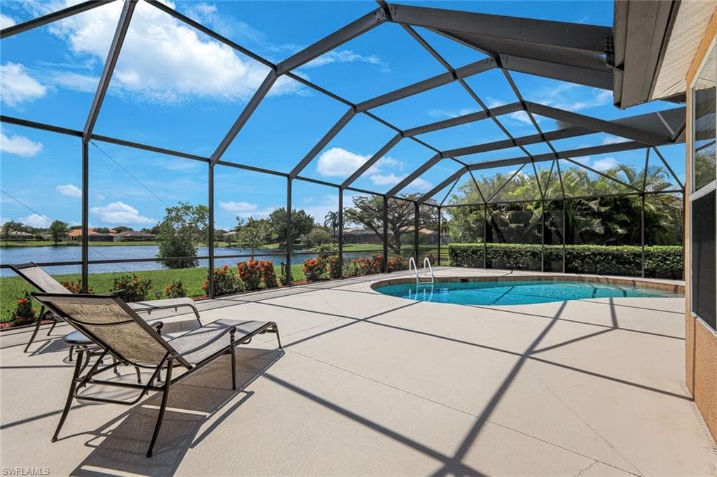 15076 BALMORAL LOOP-31
