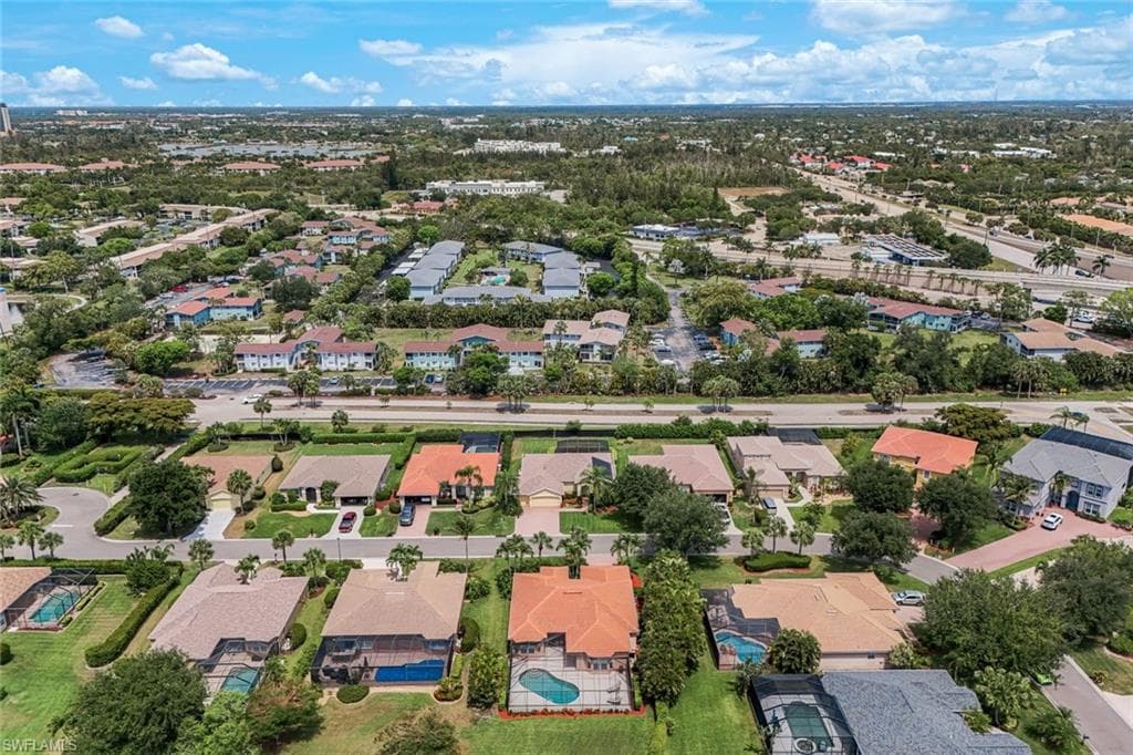 15076 BALMORAL LOOP-44