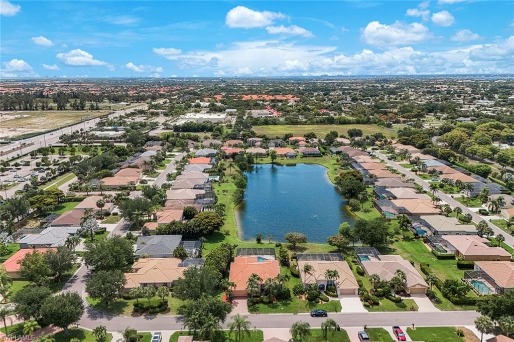 15076 BALMORAL LOOP-39