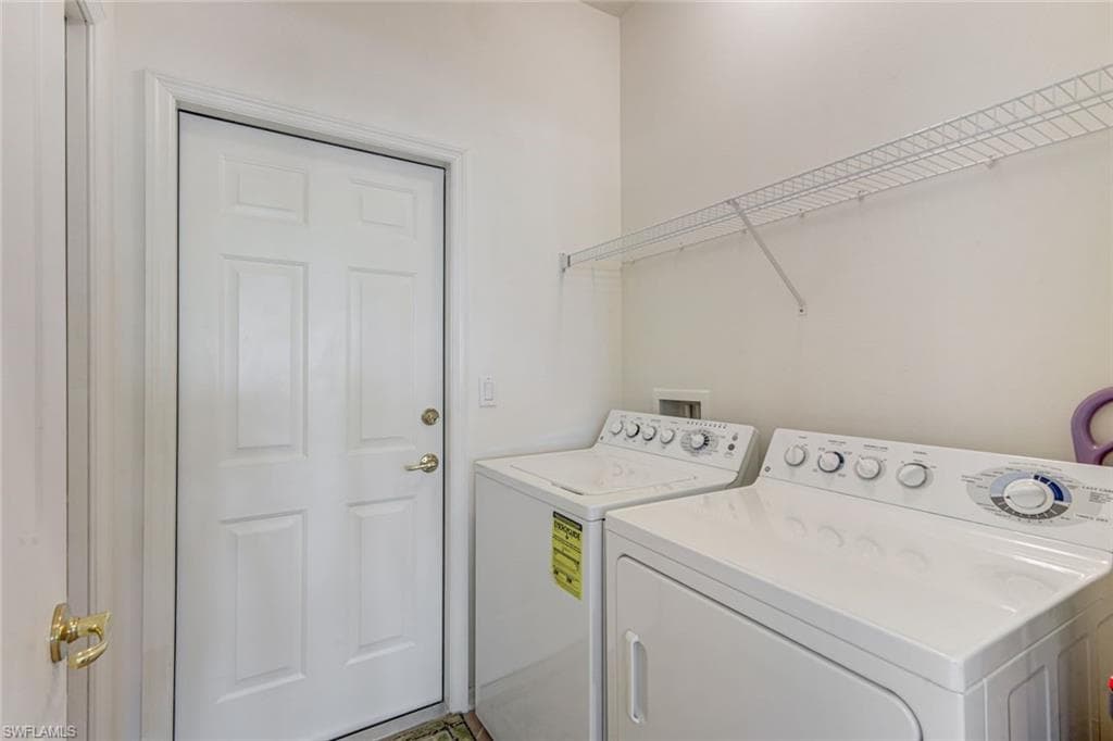 15076 BALMORAL LOOP-24