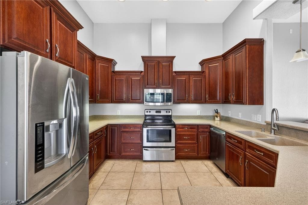 27001 Harbor DR-12