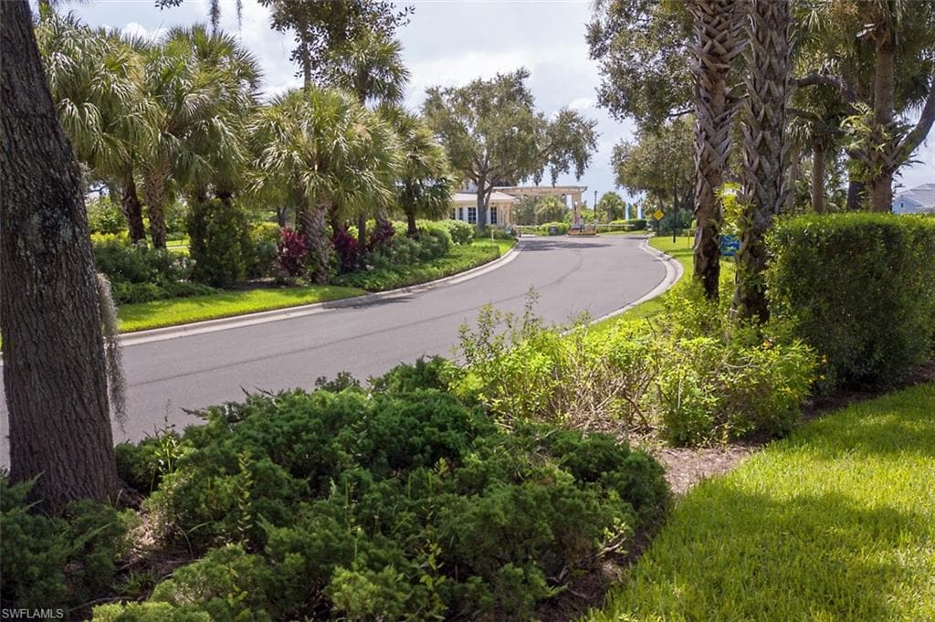 3460 Lakeview Isle CT-2