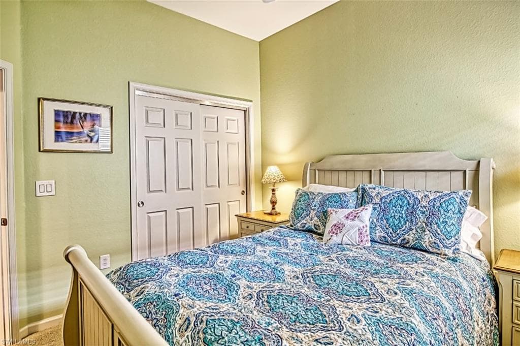 3460 Lakeview Isle CT-37
