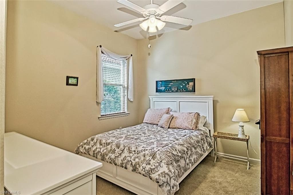 3460 Lakeview Isle CT-32