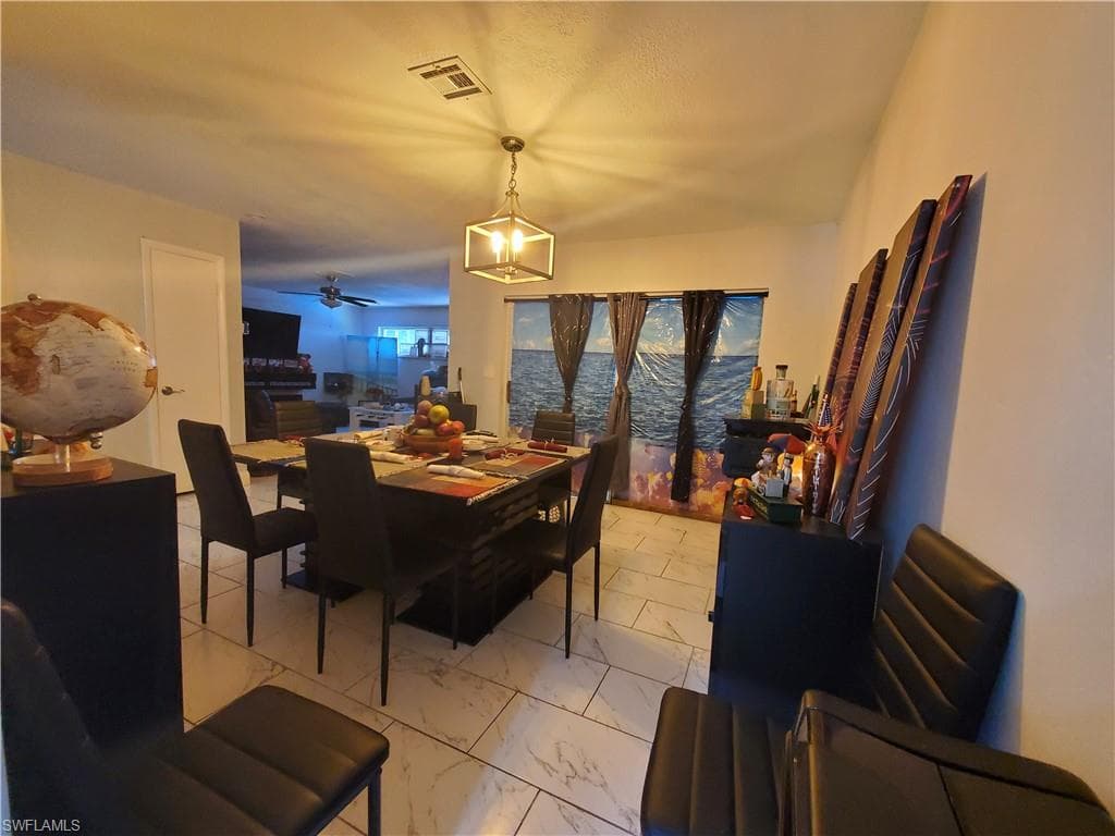 306 Hollywood ST-5