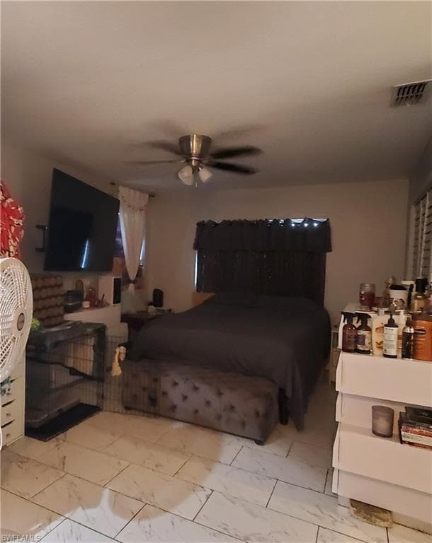 306 Hollywood ST-12