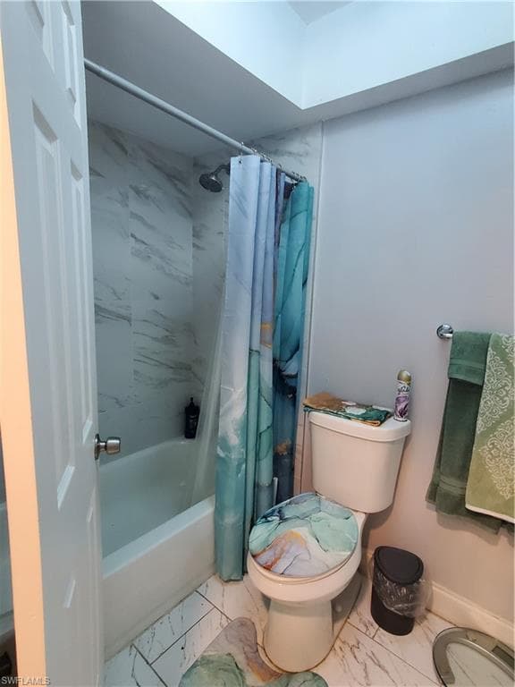 306 Hollywood ST-10
