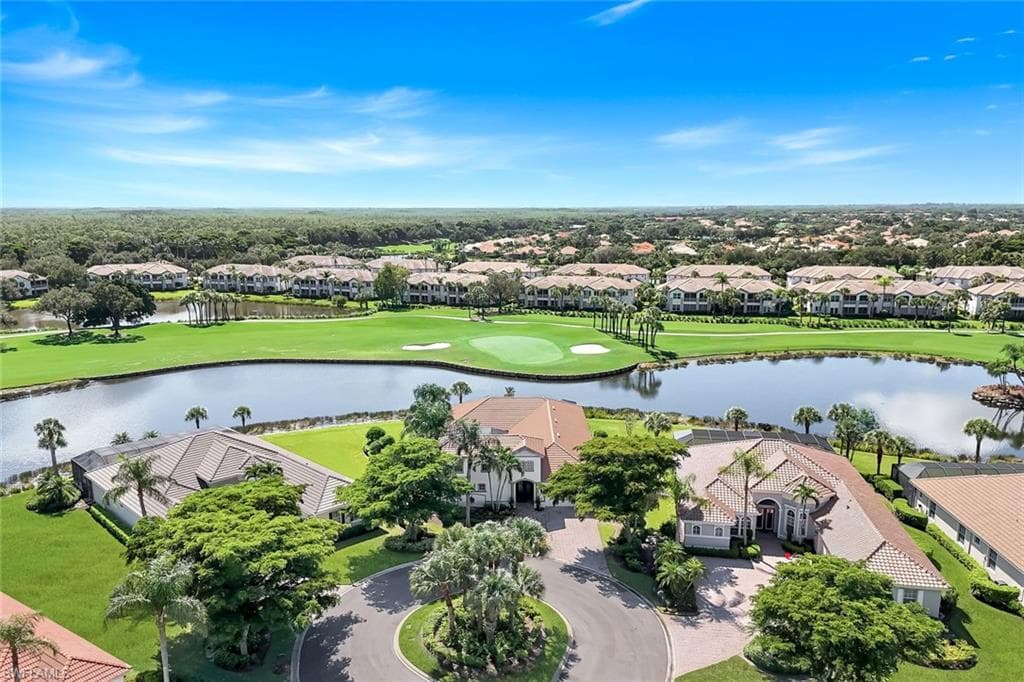 22660 Fairlawn CT-32