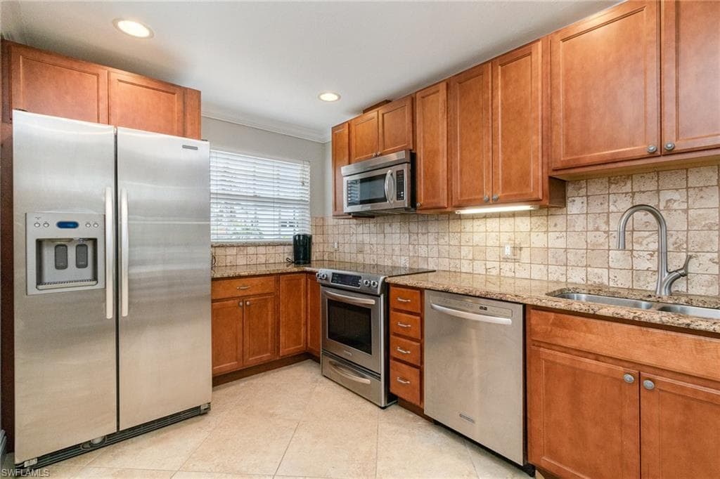 4822-4824 Gary RD A & B-23