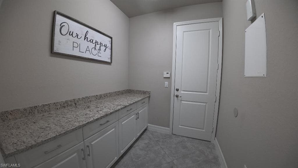 4716 Kensington CIR-12