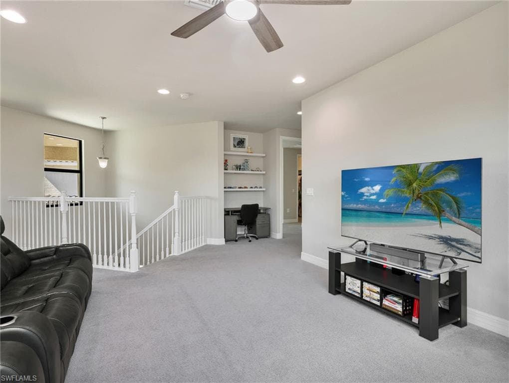 4716 Kensington CIR-16