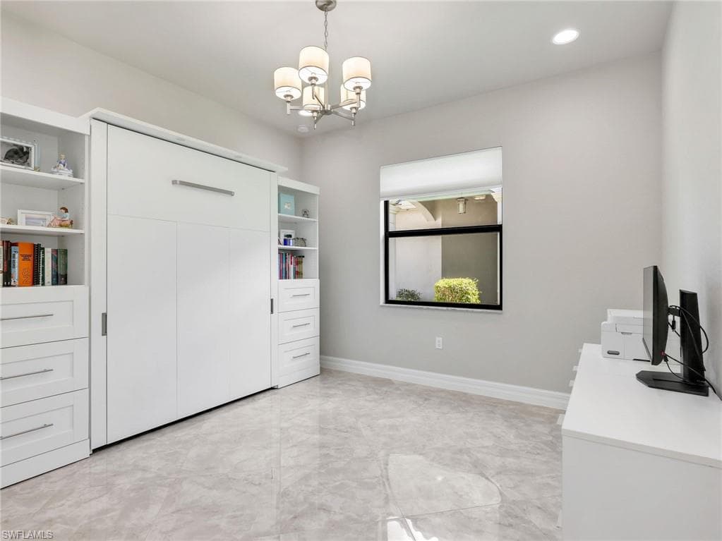 4716 Kensington CIR-13