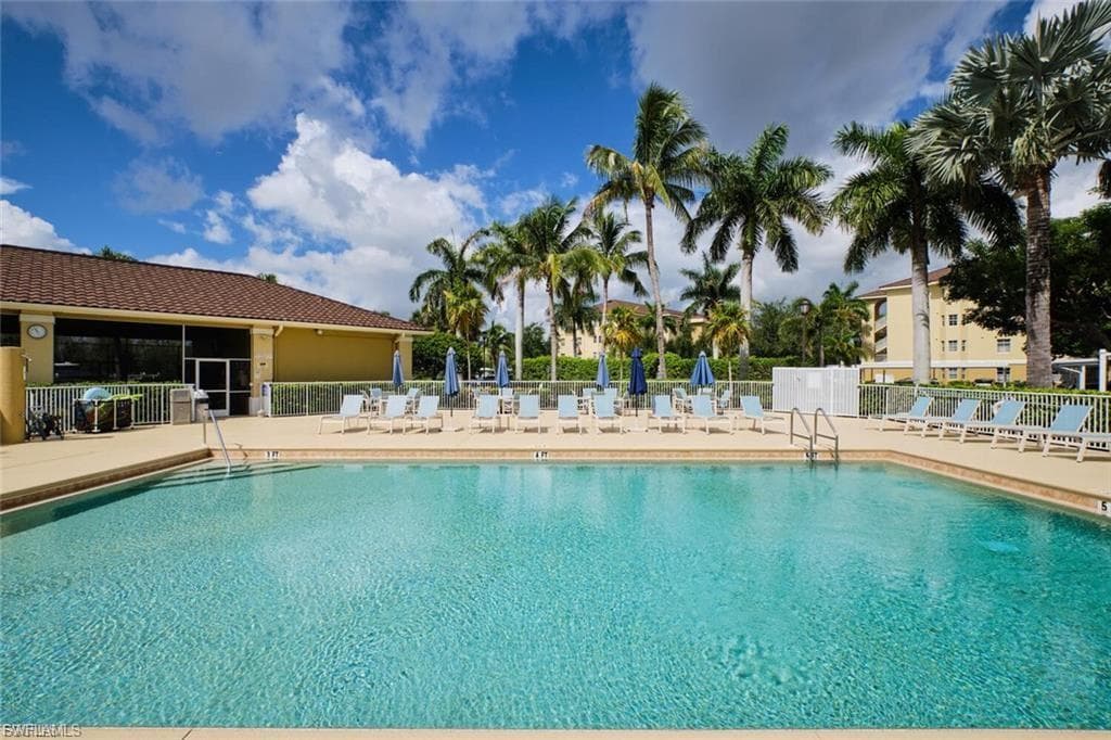 1789 Four Mile Cove PKWY 541-1