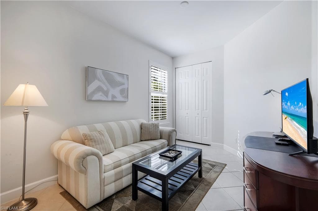 15040 Sterling Oaks DR-22