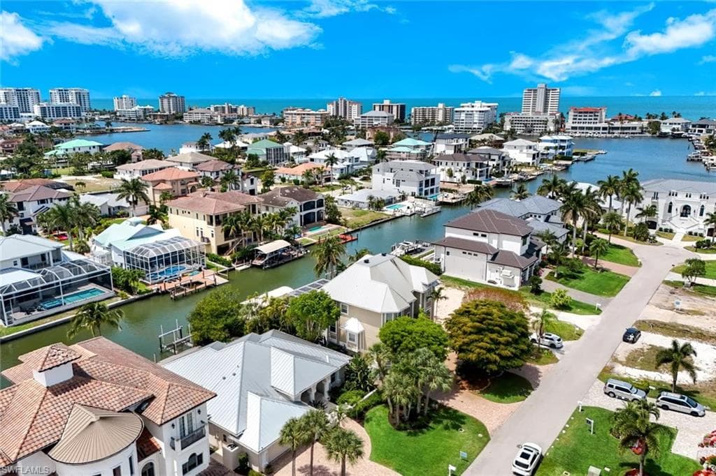 452 Willet AVE-26