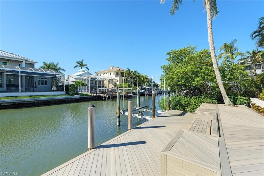 452 Willet AVE-21
