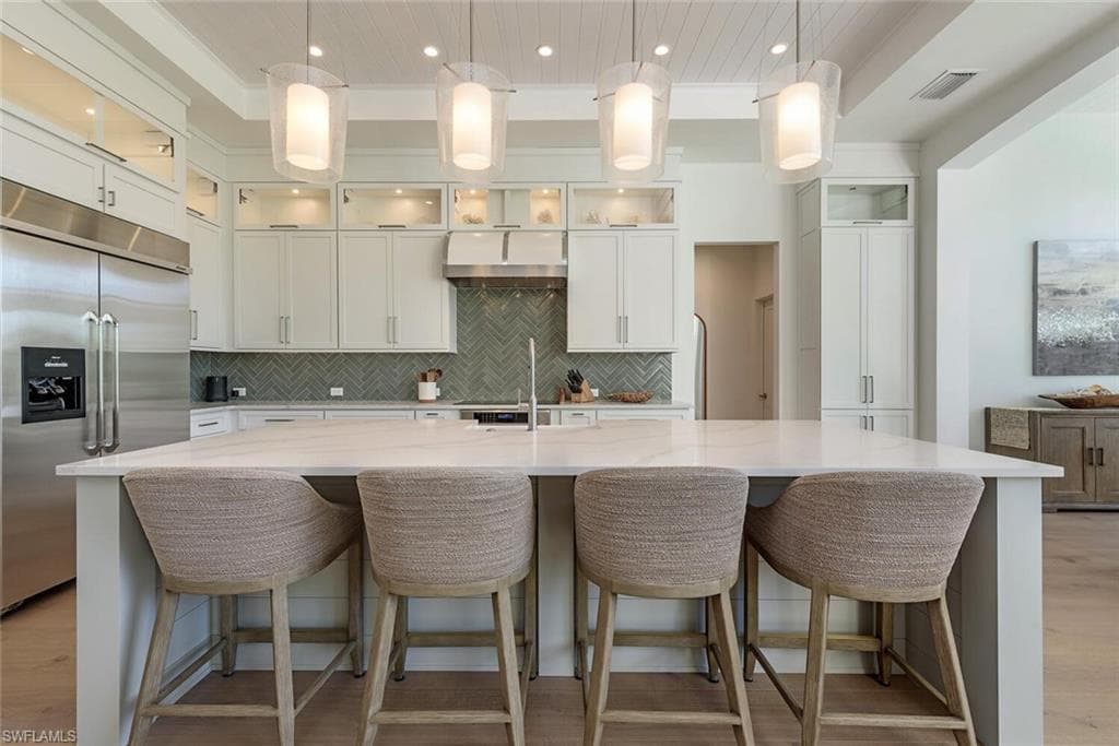 452 Willet AVE-6