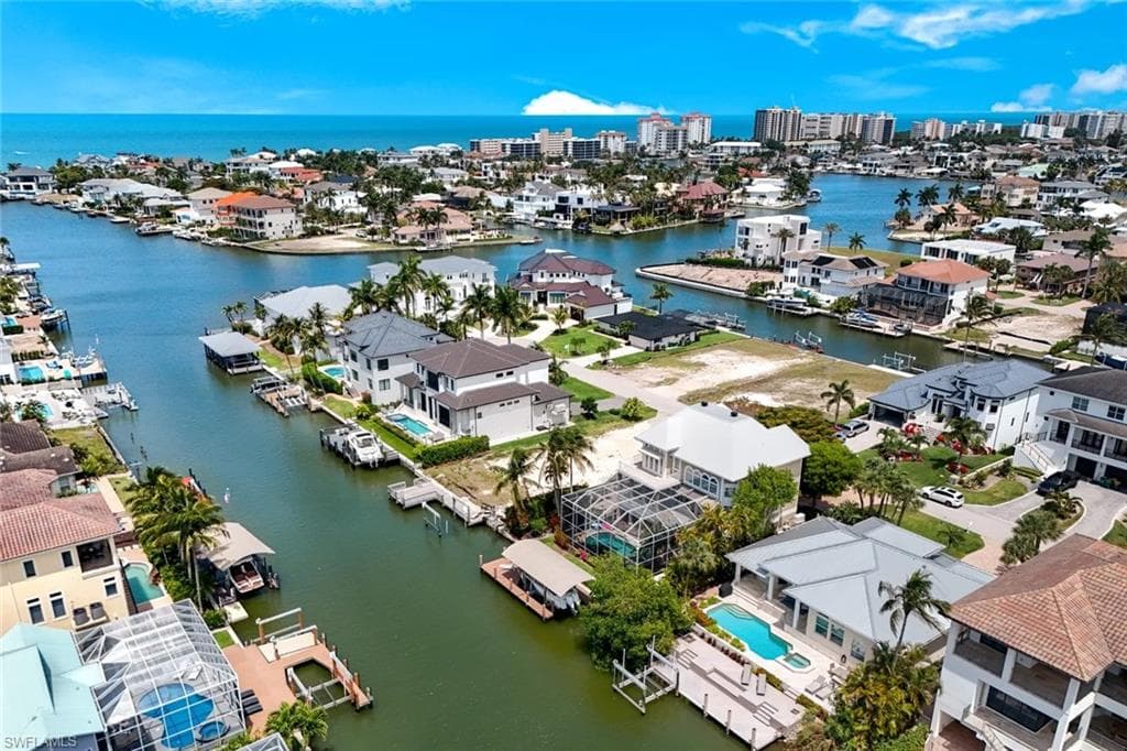 452 Willet AVE-27