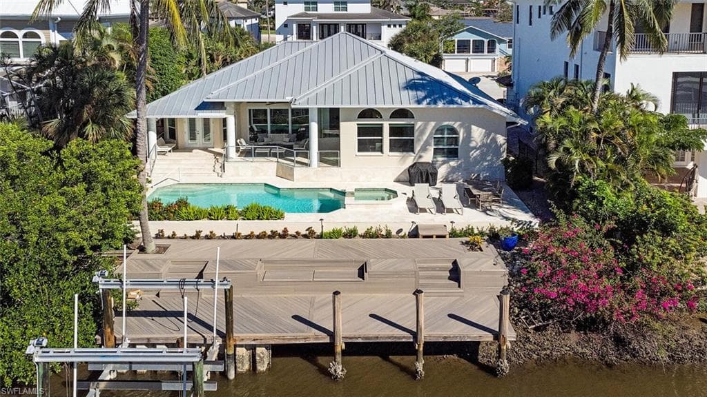 452 Willet AVE-19